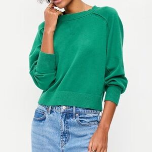 NWT-Women's green crop Crew Neck so soft lightweight relaxed fit Sweater-recycle
